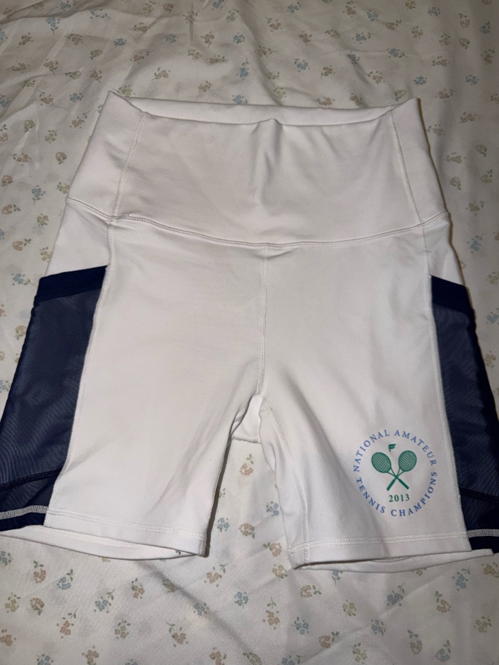 on-the-go Ultra High Wasted Shorts 6"